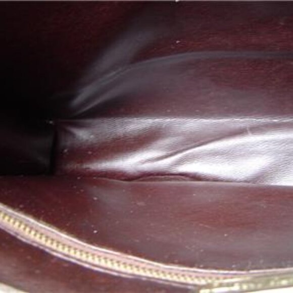 AUTHENTIC MARIO VALENTINO SIGNATURE CLUTCH EUC MADE IN ITALY! - Picture 14 of 16